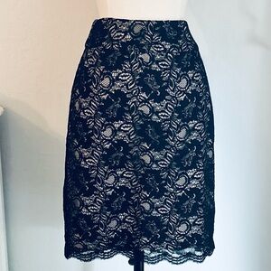 Banana Republic Black Lace Overlay Scalloped Hem Mini Pencil Skirt, 0P NWT